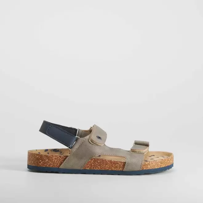 Oferta de Sandalia bio juvenil taupe SEVEN FIVE por 19,99€ en Merkal