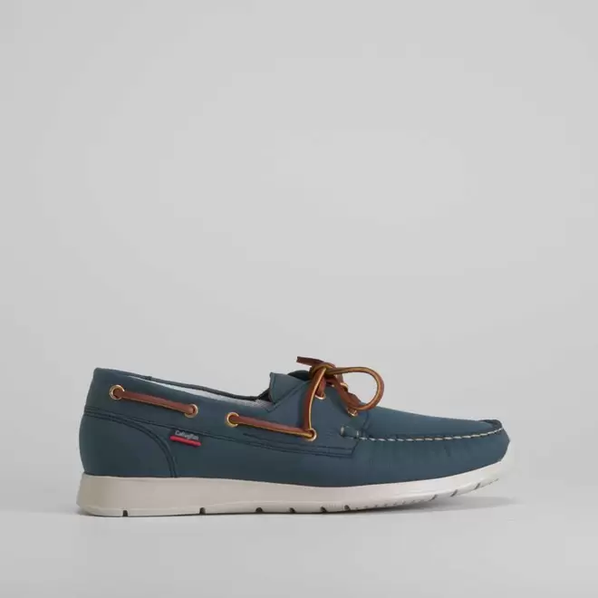 Oferta de Náutico clásico azul piel CALLAGHAN por 59,99€ en Merkal