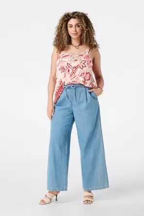 Oferta de Pantalón vaquero de pierna ancha por 49,99€ en MS Mode