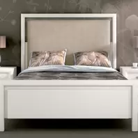 Oferta de Dormitorio de matrimonio de estilo neoclásico completo por 1654€ en Muebles La Factoría