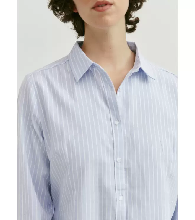 Oferta de CAMISA OXFORD por 15,95€ en Mulaya