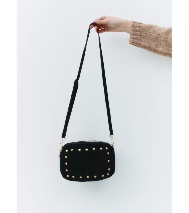 Oferta de BOLSO ANTE TACHUELAS por 25,95€ en Mulaya