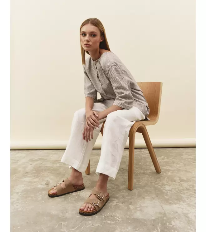 Oferta de SANDALIAS HEBILLAS por 15,95€ en Mulaya