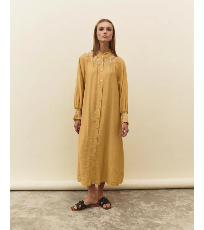 Oferta de VESTIDO LARGO BOTONES por 27,95€ en Mulaya
