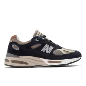 Oferta de Made in UK 991v2
 
 
 Unisex Sneakers por 250€ en New Balance