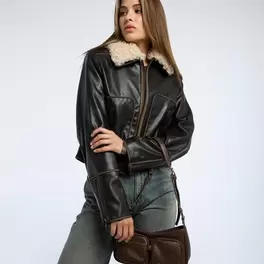 Oferta de Pilot jacket with faux fur por 29,99€ en New Yorker