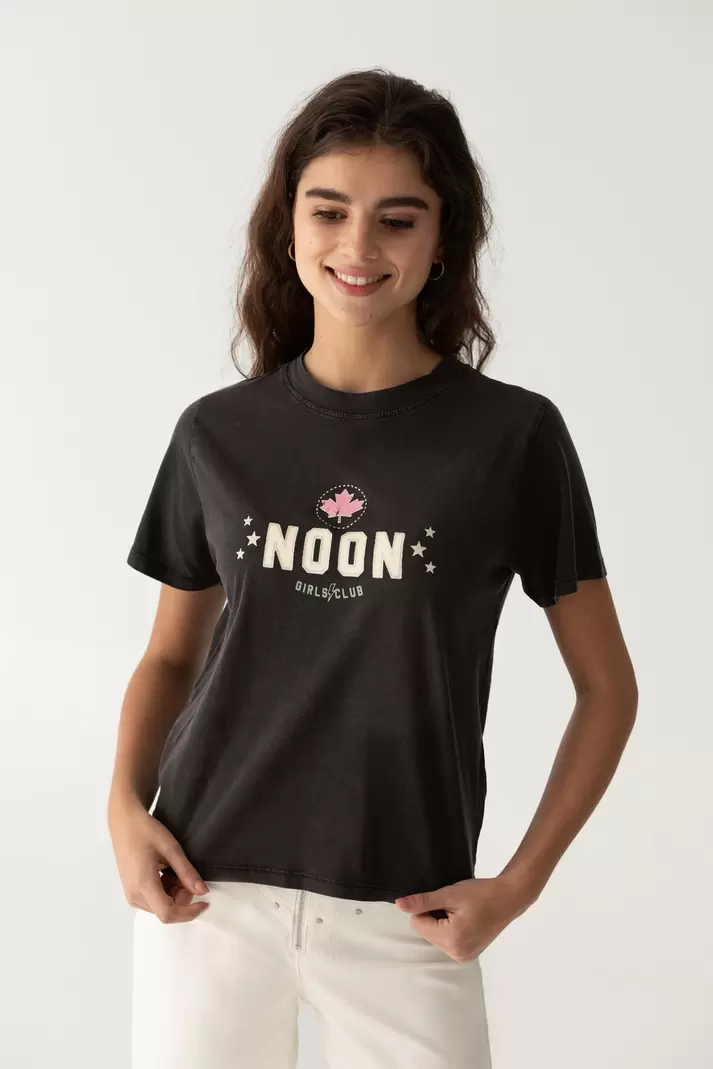 Oferta de CAMISETA CAROL por 25€ en Noon