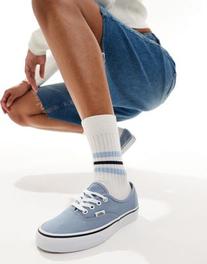 Oferta de Zapatillas de deporte azul claro de Vans Authentic por 66,5€ en Asos