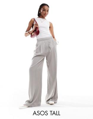 Oferta de Pantalones grises de pernera ancha de ASOS DESIGN Tall por 42,99€ en Asos