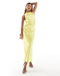 Oferta de Vestido midi amarillo con cuello halter de River Island por 56,99€ en Asos