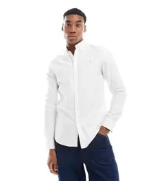 Oferta de Camisa Oxford blanca de manga larga Brewer de Farah por 108,99€ en Asos