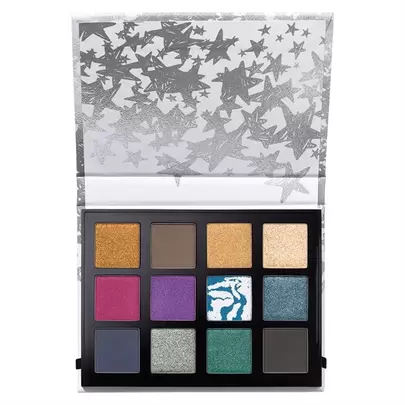 Oferta de Paleta de Sombras Dream to Shine por 15,99€ en AVON