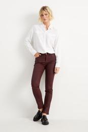 Oferta de Slim jeans - mid waist por 21,99€ en C&A