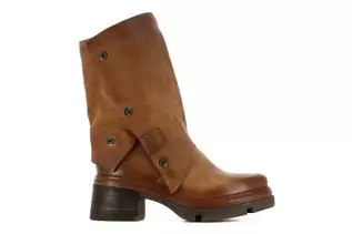 Oferta de Botas de tacón EASY por 299€ en Casas