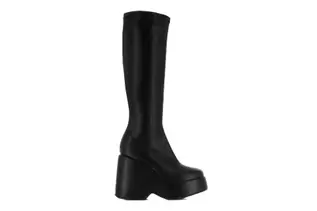 Oferta de Botas de cuña SCANDAL por 69,99€ en Casas