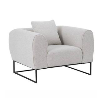 Oferta de Sillón con Estructura de Metal en Blanco Roto por 559€ en Centro Hogar Sanchez