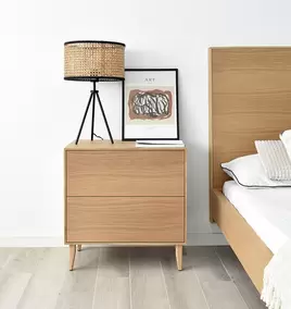 Oferta de MESITA DE NOCHE COLONIA por 515€ en Círculo Muebles