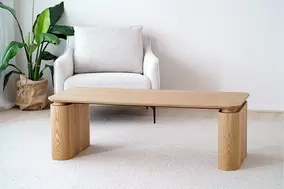 Oferta de MESA DE CENTRO LÍNEA RECTANGULAR por 930€ en Círculo Muebles