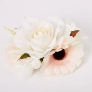 Oferta de Bouquet Of Roses Hair Clip - Ivory por 4€ en Claire's