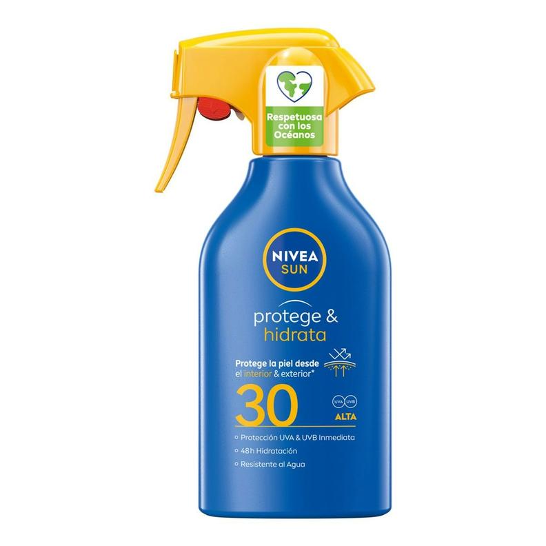 Oferta de Spray Solar FP30 NIVEA Protege & Hidrata 270 ml por 14,49€ en Clarel