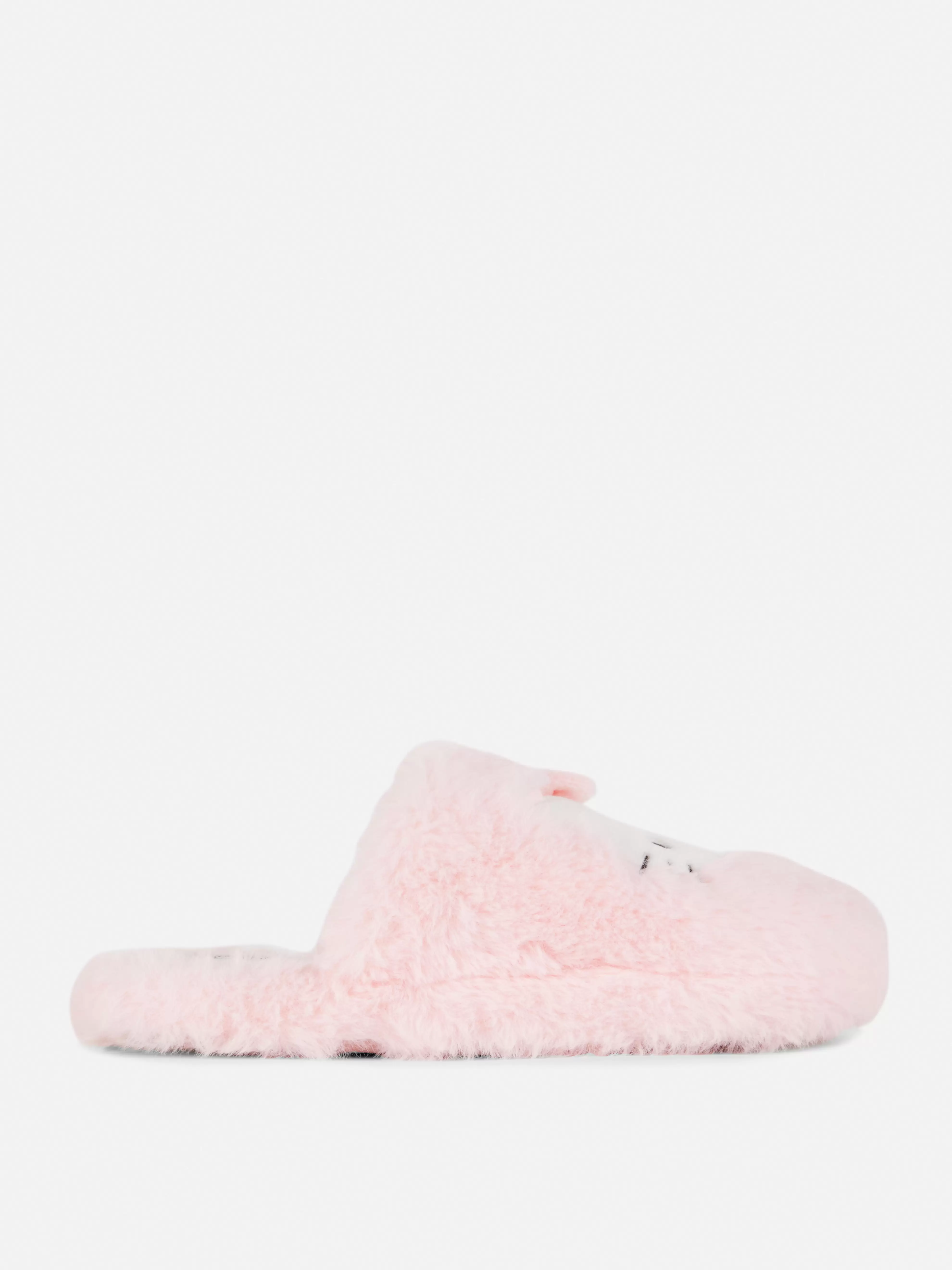 Oferta de Pantuflas destalonadas de Hello Kitty por 9€ en Primark