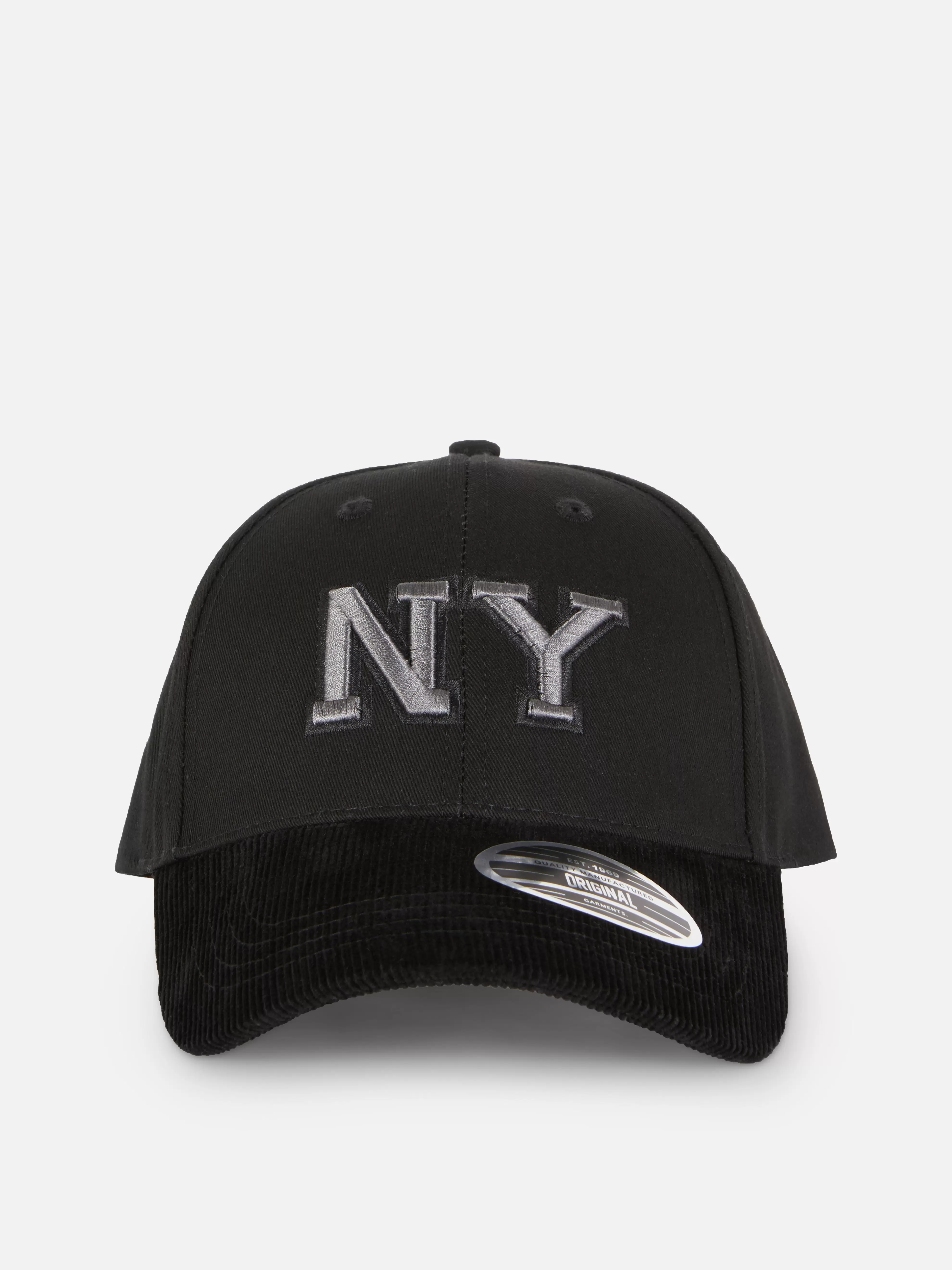 Oferta de Gorra de béisbol con bordado de Nueva York por 6€ en Primark