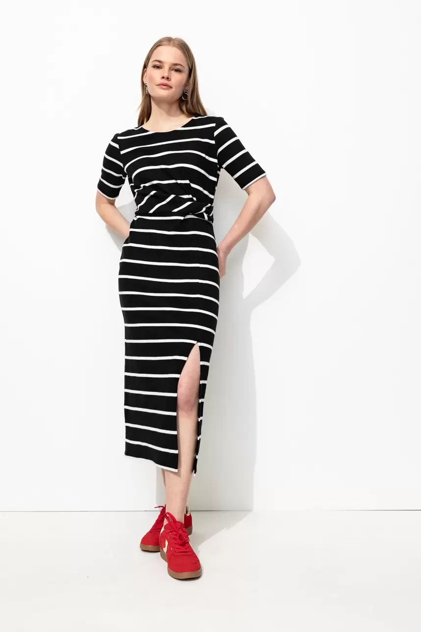 Oferta de Robe midi marinière Femme por 45,99€ en Promod