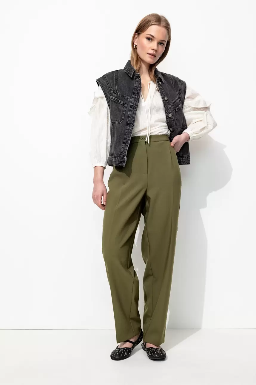 Oferta de Pantalon de tailleur Femme por 45,99€ en Promod