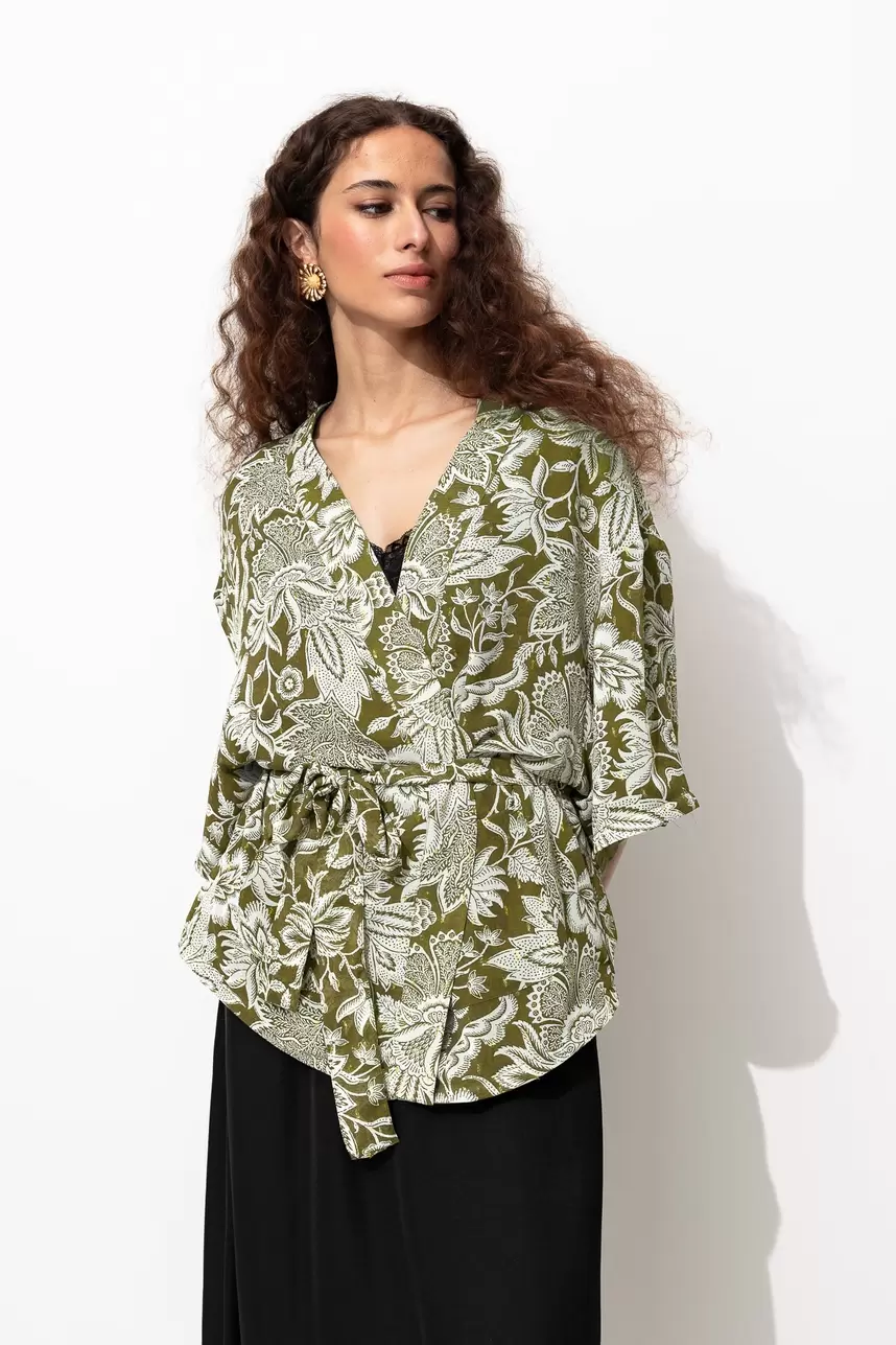 Oferta de Veste kimono imprimée Femme por 39,99€ en Promod