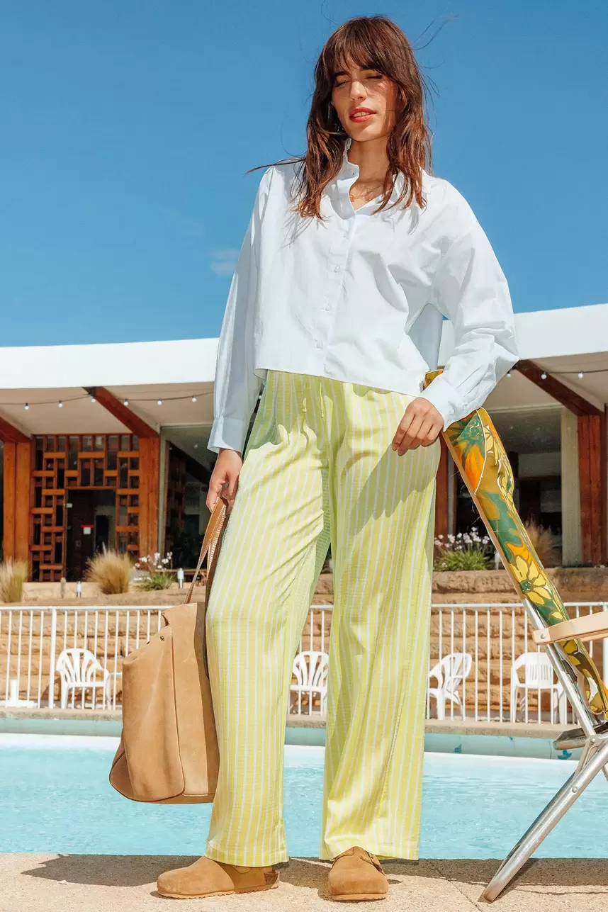 Oferta de Pantalon large en satin Femme por 39,99€ en Promod