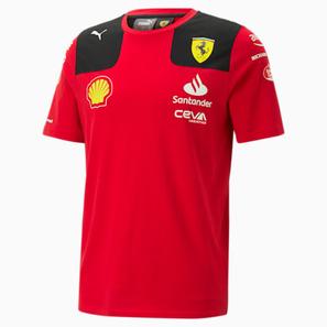 Oferta de Camiseta Scuderia Ferrari 2023 Carlos Sainz por 38€ en Puma