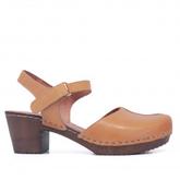 Oferta de Zapatos tacón redlove marrones elena cogidos por el tobillo y piso madera por 69,95€ en Querol