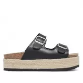 Oferta de Sandalias plataformas negras de rafia con doble tira y hebilla por 31,47€ en Querol