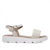 Oferta de Sandalias quets! color crema con banda ancha frontal y cogidas al tobillo por 24,47€ en Querol