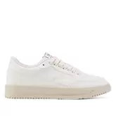 Oferta de Zapatillas urban saye m82 hybrid off white para mujer por 139,95€ en Querol