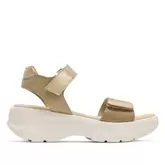 Oferta de Sandalia deportiva de plataforma arena oro naomi porronet por 65,95€ en Querol