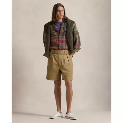 Oferta de Pantalón corto de sarga plisado por 219€ en Ralph Lauren