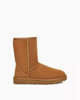 Oferta de UGG
													
					
							
				
					
						Botas australianas mujer  Marrones 1016223 CLASSIC SHORT II por 159,95€ en RKS