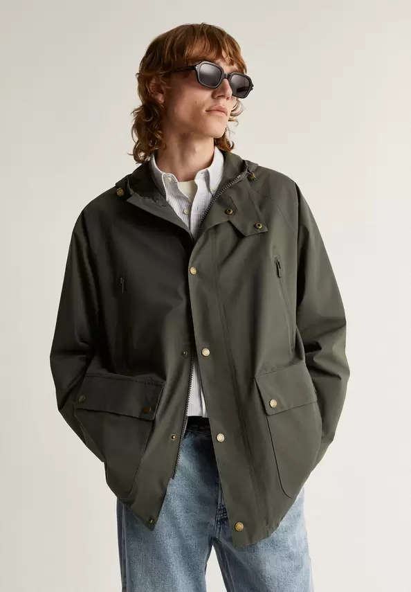 Oferta de CHAQUETA PREMIUM RIPSTOP por 169€ en Scalpers