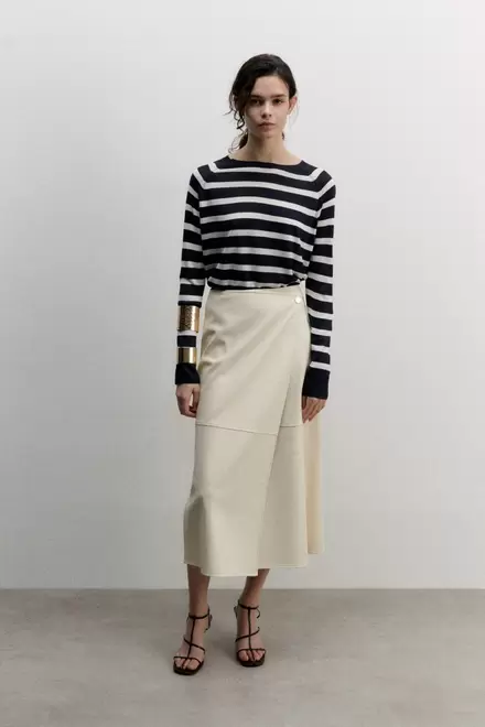 Oferta de Jersey fino rayas + Colores      15,99€ por 15,99€ en Sfera