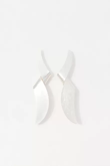 Oferta de Pendientes tirabuzón metalizados + Colores      4,99€ por 4,99€ en Sfera