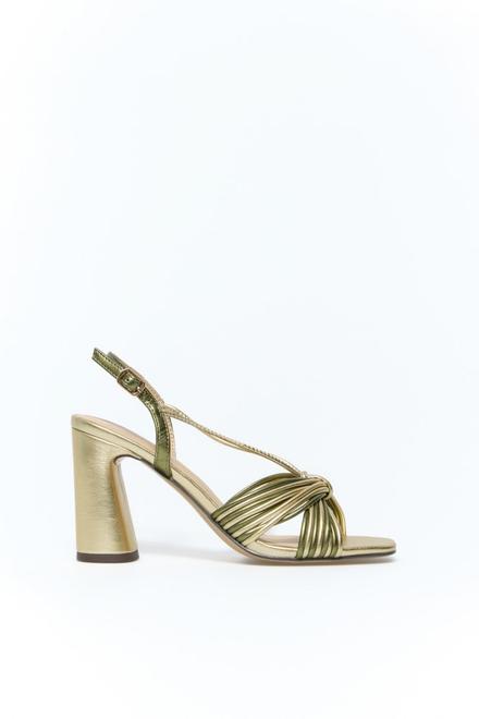 Oferta de Sandalia tacón nudo + Colores      29,99€ por 29,99€ en Sfera