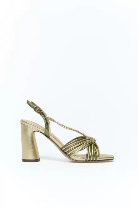Oferta de Sandalia tacón nudo + Colores      29,99€ por 29,99€ en Sfera