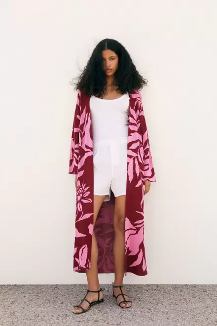 Oferta de Kaftan jacquard flores + Colores      49,99€ por 49,99€ en Sfera