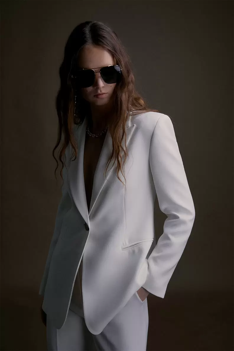Oferta de Blazer solapa por 59,99€ en Sfera