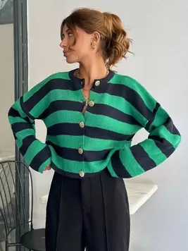 Oferta de RueChic Cárdigan de mujer con cuello redondo, botones frontales y patrón de rayas de RueChic por 8,99€ en SheIn