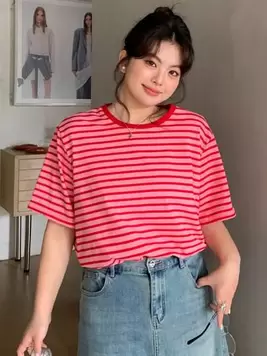 Oferta de Dazy Plus Camiseta holgada de manga corta de cuello redondo con bloques de color y rayas, color rosa, para primavera/verano por 12,49€ en SheIn