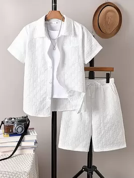 Oferta de Vihyde Conjunto de camisa de manga corta con tejido 3D con relieve y pantalones cortos para niño preadolescente, atuendos casuales y de vacaciones por 11,19€ en SheIn