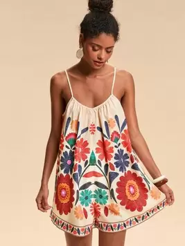 Oferta de Travachic Mono holgado de mujer con estampado floral tejido por 10,49€ en SheIn