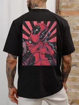 Oferta de Marvel Camiseta de manga corta de cuello redondo con gráfico minimalista del corazón de Deadpool para hombres, color negro, para el verano por 9,39€ en SheIn
